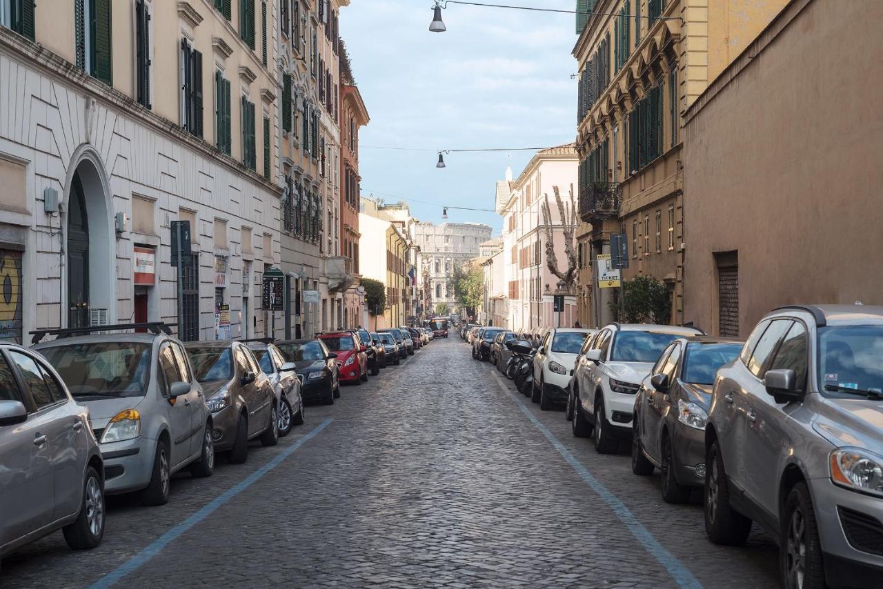 Colosseo & Colle Oppio Cozy Apartment Rome Luaran gambar