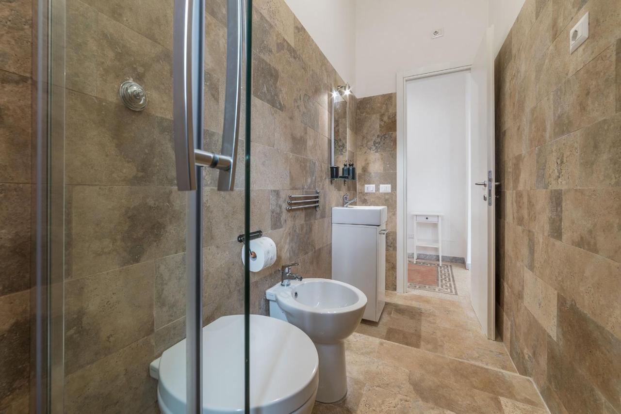 Colosseo & Colle Oppio Cozy Apartment Rome Luaran gambar